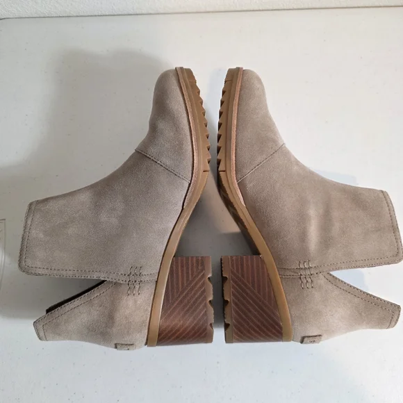 SOREL Cate Cut-Out Booties In Ash Tan Size 8.5 - Picture 10 of 12